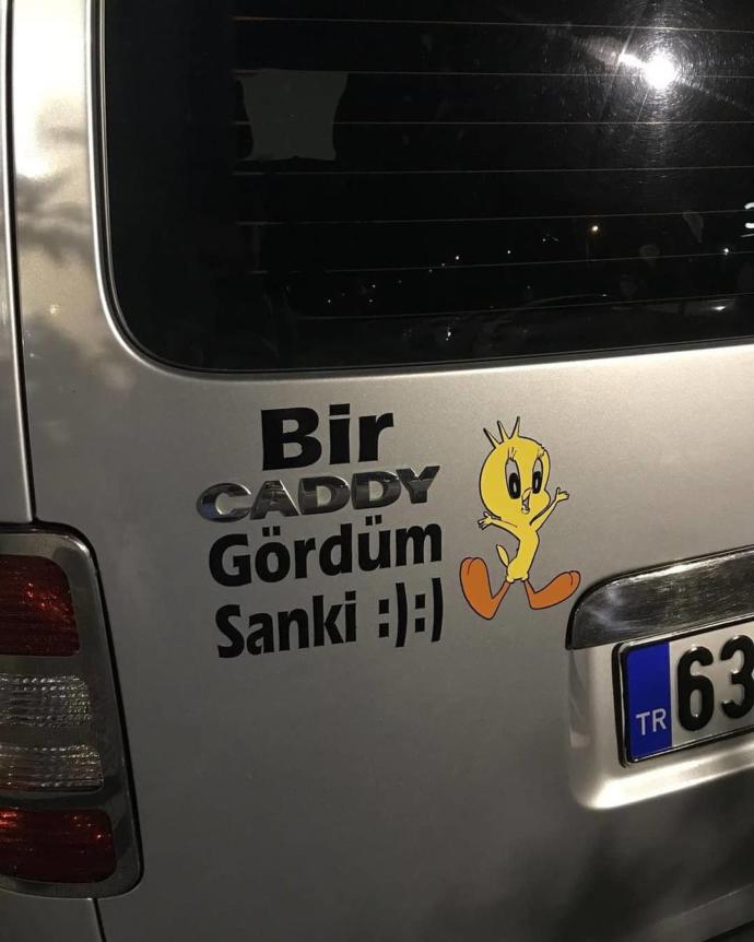 Güldüren ve Düşündüren Başka Ülkede Yaşayamam Capsleri