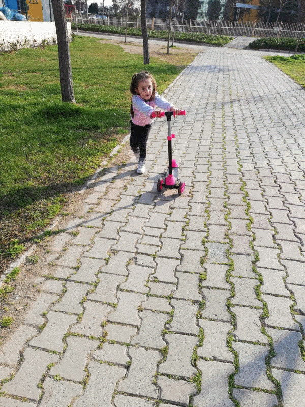 Kızımın İlk Hediyesi Scooter ile Güzel Bir Gün Geçirdik