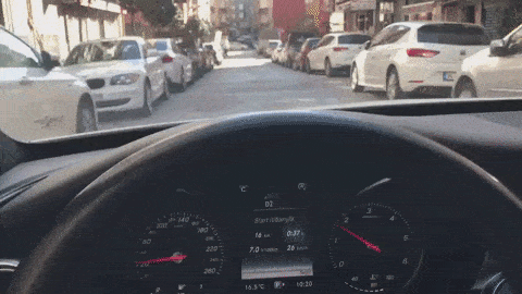 Performans, Konfor ve Sportifliği İle Kalbinizi Çalabilecek Araba: Mercedes C 200d AMG