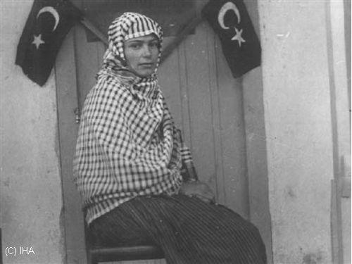 Geçmiş Dönemde Adını Tarihe Altın Harflerle Kazıyan Türk Kadınlarımız!