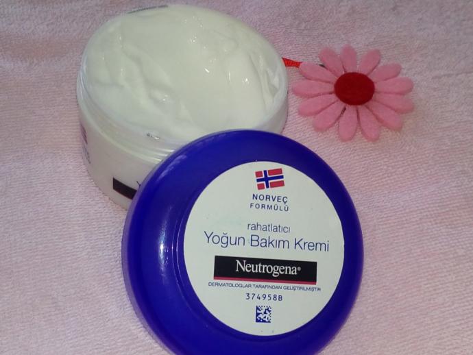 Neutrogena Yoğun Bakım Kremi