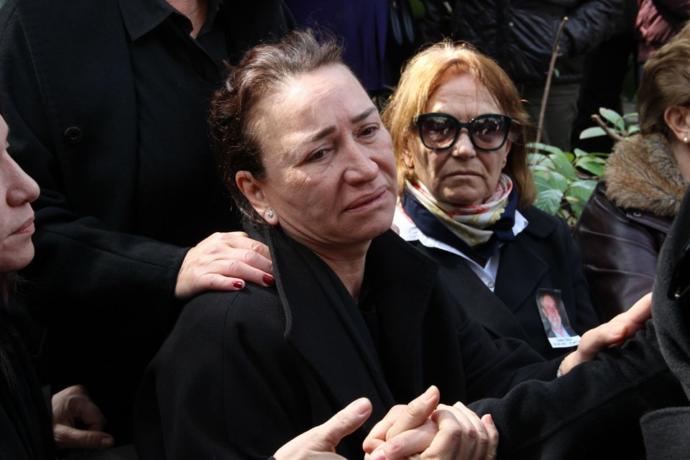 Demet Akbağ'ın Eşi Zafer Çika Son Yolculuğuna Uğurlandı