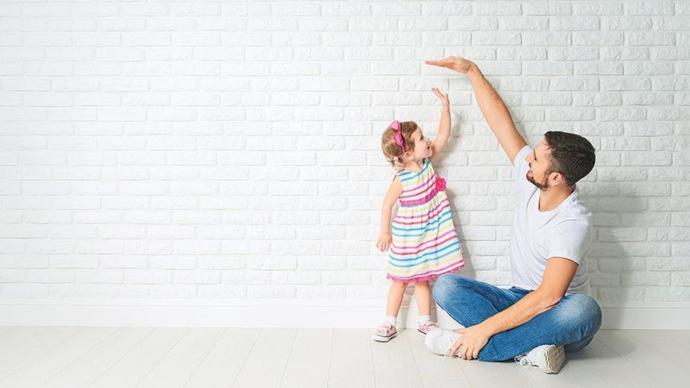 Bir Çocuğun En Huzurlu Olduğu Yer: Baba Kucağı!
