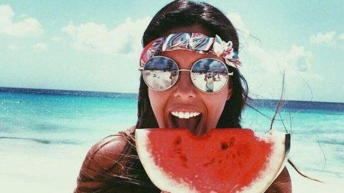 Kadın Olmak Demek Her Yerde İstediği Gibi Gülmek Demek! Biz Kadınlar En Samimi Gülümsemeler İçin Neler Yapabiliriz?