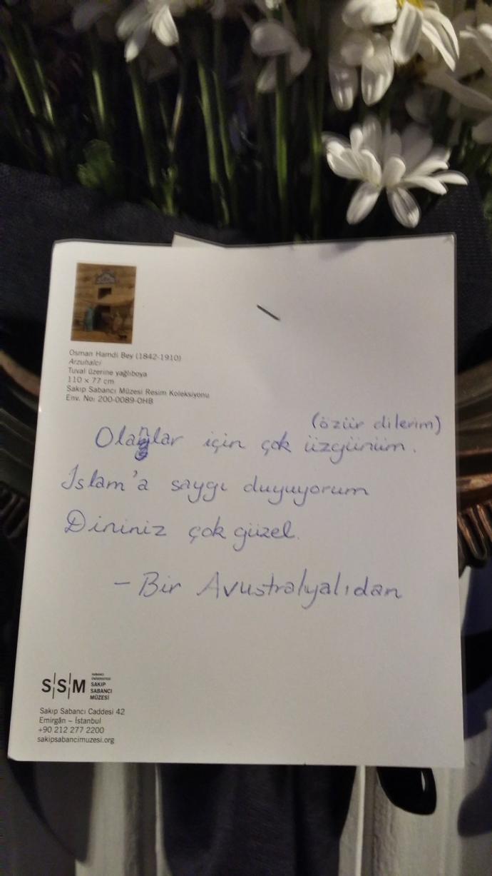 Emirgan'da Bir Avustralyalı Yeni Zelanda Katliamı için Camiye Not Bıraktı (Foto Haber)