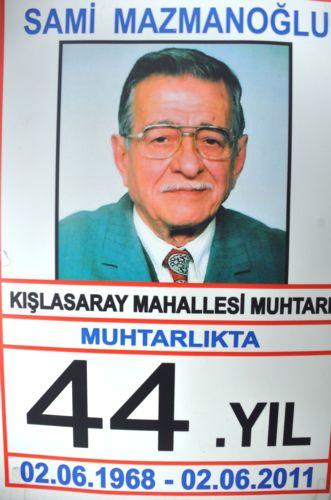 Seçimlerin Eğlenceli Yanı, Afişler, Sloganlar