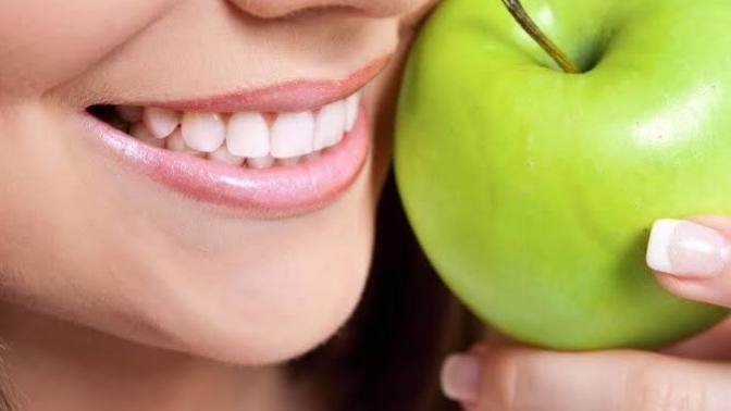 Ağız Ve Diş Sağlığını Desteklemeye Yardımcı Gıdalar