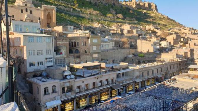 "Gündüzü Mezarlık, Gecesi Gerdanlık" Lakabıyla Muhteşem Mardin!