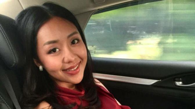 Dest-i İzdivacınıza Talip Var: Taylandlı Milyoner Baba, 240 Bin Sterline Kızıyla Evlenip Onu Çok Mutlu Edecek Damat Arıyor
