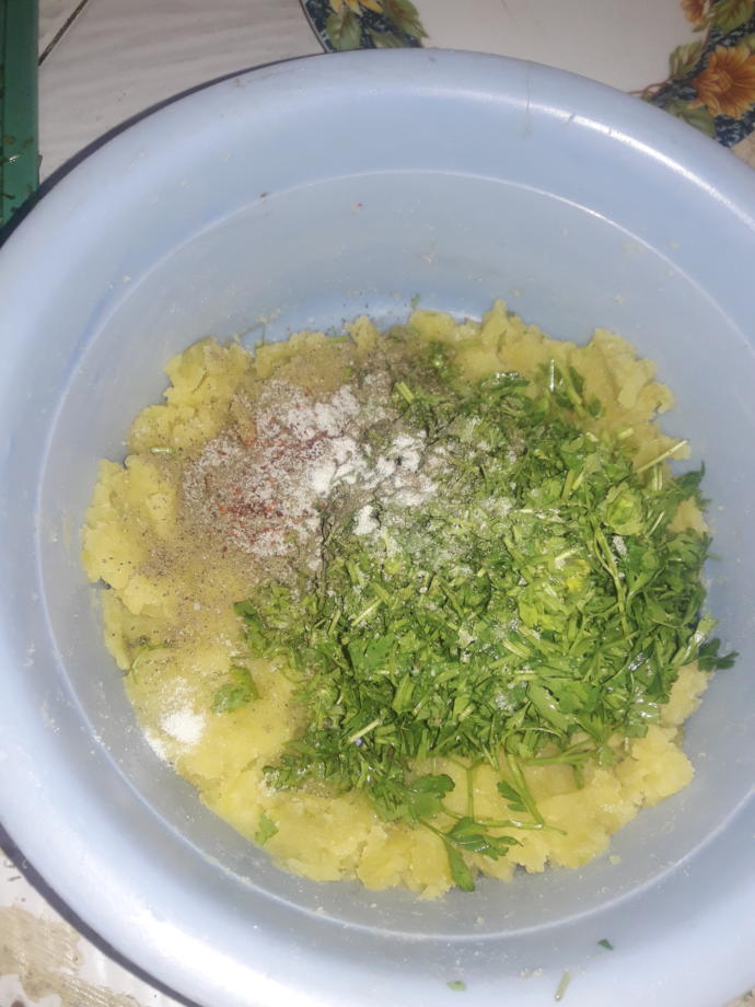 Mantıların En Kolayı: Kıymalı Patates Mantısı!