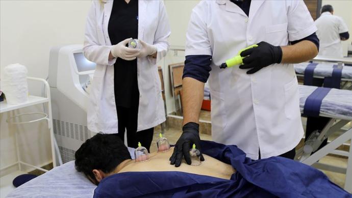 Türkiye'de Bir İlk! Sülük ve Hacamat Tedavisi Müfredata Girdi