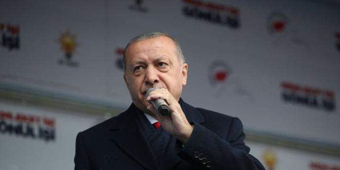 Erdoğan'dan Dünya Tiyatrolar Günü'ne Klipli Kutlama (Sanat Varsa Hayat Var)