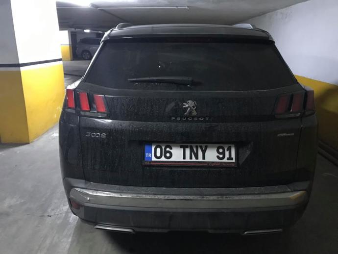 Peugeotun Kendini Aştığını Kanıtlayan ve Göz Alıcı Tasarımı İle İlgi Çeken Araba: Peugeot 3008