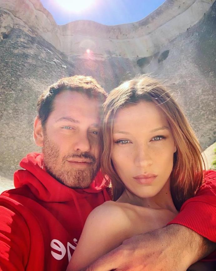 Mert Alaş ve Bella Hadid