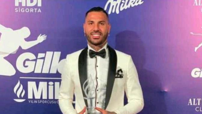 En Şık Futbolcu Ricardo Quaresma!