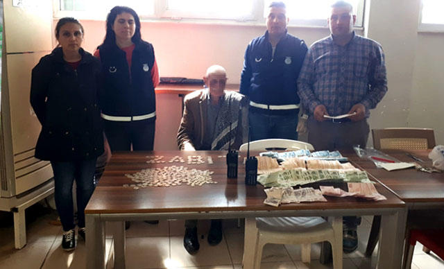 Adana'da Bir Dilencinin 6-7 Saatte Topladığı Para Miktarı Şoke Etti