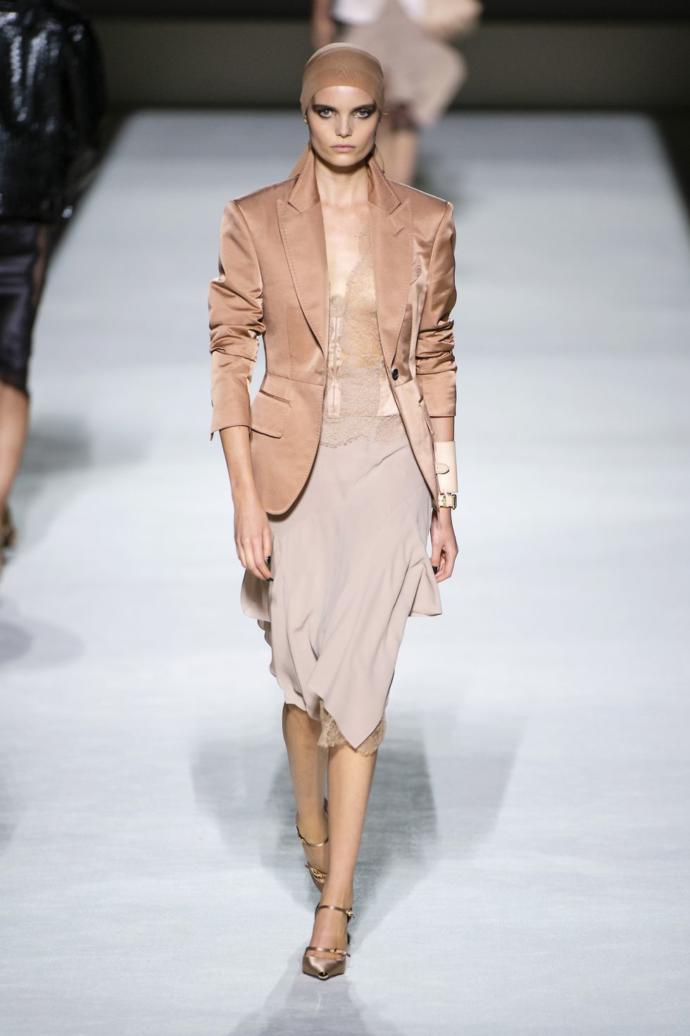 Bahar Dediğin Çiçek, Kelebek Bizim İçin de Moda Demek: İşte Karşınızda 2019 Bahar Modası!