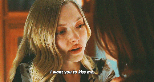 Bir Kadının Çaresiz Şüphesi: Chloe