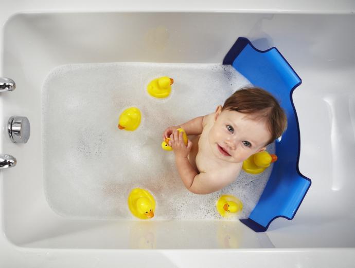 Bebeğiniz ile Sağlıklı Bir Banyo Keyfi İçin Gerekli Olan Her Şey