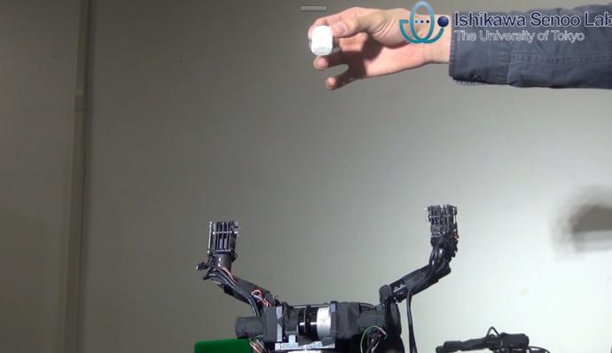 Refleks Refleks Olalı Böyle Hız Görmedi: Karşınızda Marshmallow Yakalayan Robot!