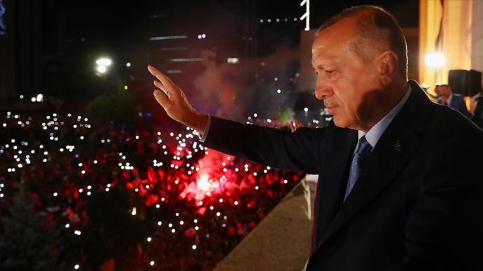 Cumhurbaşkanı Recep Tayyip Erdoğan Balkon Konuşması Yaptı