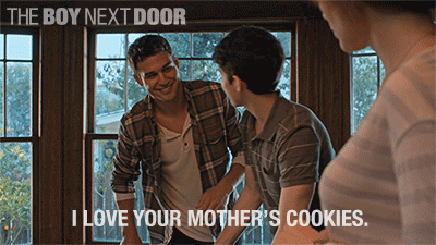 Komşu Kaçamağındaki Aşk: The Boy Next Door