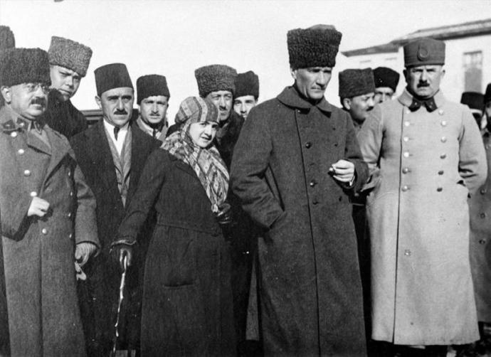Millî Mücadele Döneminde, Mustafa Kemal Atatürk'e Silah Arkadaşlığı Yapmış Komutanlar