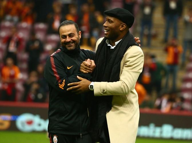 Drogba, Galatasaray'ın Malatyaspor'u 3-0 Yendiği Maçı İzledi, Fenerbahçe Derbisini Yorumladı