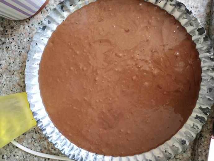 Ekşimsi Tatlı: Tart Kekten Orman Meyvesi Soslu Ağlayan Pasta