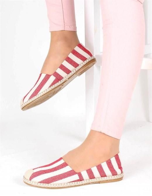 Espadrillerin Özgürlüğüne Kendini Bırakmaya Hazır mısın?