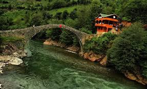 Karadeniz'e Giderken Çantanızda Olması Gerekenler