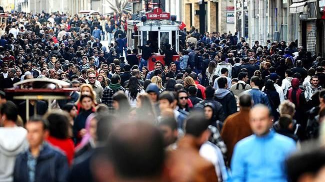 Türkiye'de İşsizlerin Sayısı 5 Milyona Dayandı (Son 10 Yılın Zirvesi)
