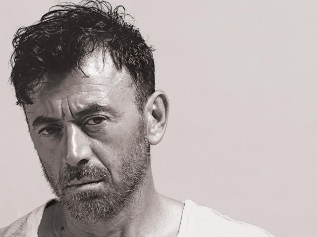 Benny Benassi'nin vocal synthesizer kullanarak yaptığı parçaları