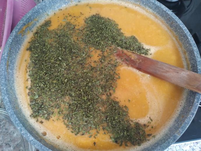 Tam Bir Şifa Kaynağı Olan Çorba: Sebzeli Mercimek Çorbası