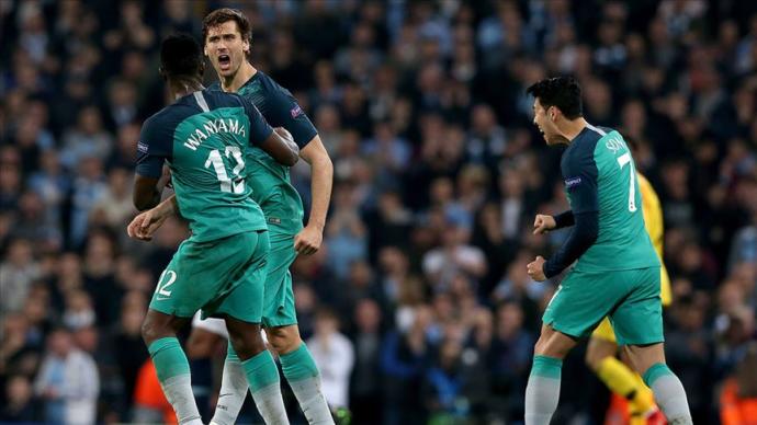 Ajax, Mucize Gerçekleştirip Şampiyonlar Ligi Kupasını Alabilecek Mi?