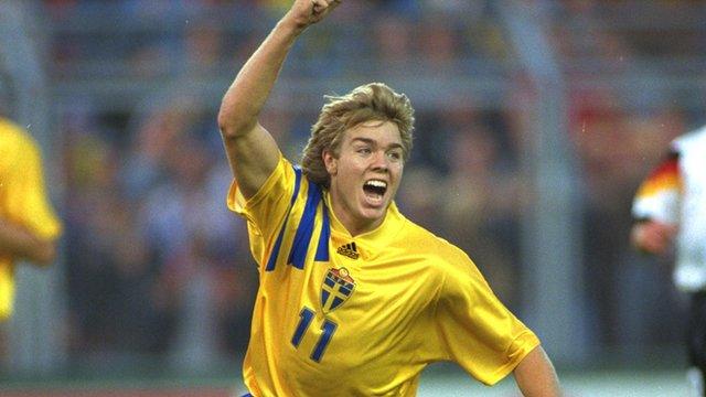 Futbol Oynayışları ve Tarzları ile 90'lı Yıllara Damga Vuran Futbolcular