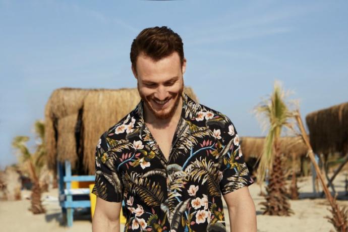 Kerem Bürsin: Hayata Biraz Teslim Olmak Lazım