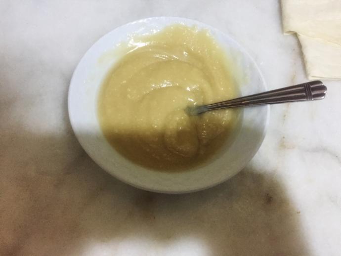 Sadece 2 Yufkayla Çıtır Çıtır Börek Tarifi!