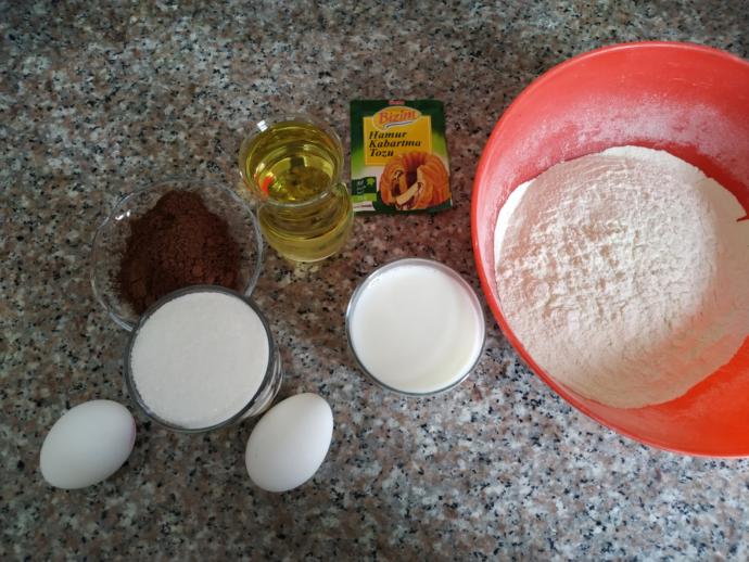 Şelaleyi Andıran Akışkan Çikolatasıyla Ağızları Sulandıran Bir Tatlı: Şelale Muffin