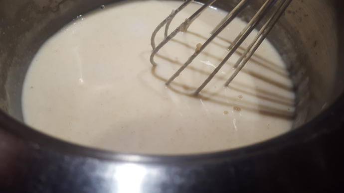 Yiyenlerin Bir Dilim Daha İstediği Fırında Kremalı Makarna Böreği Nasıl Yapılır?