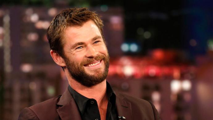 100 Senelik Zevk Listesi: Hollywood Yakışıklılarının Kalp Atışlarınızı Hızlandıracak Değişimi!