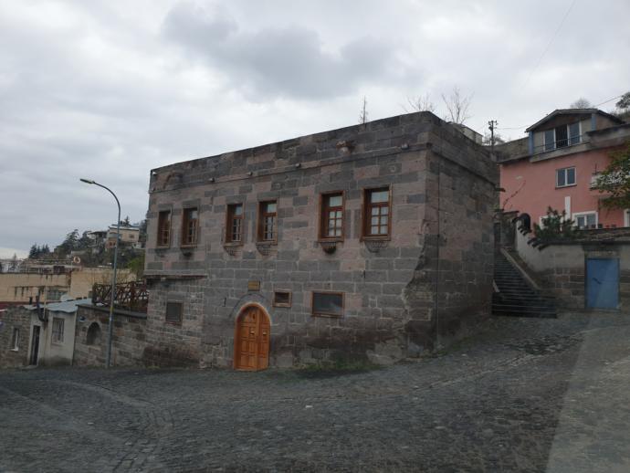 Eski Talas evleri