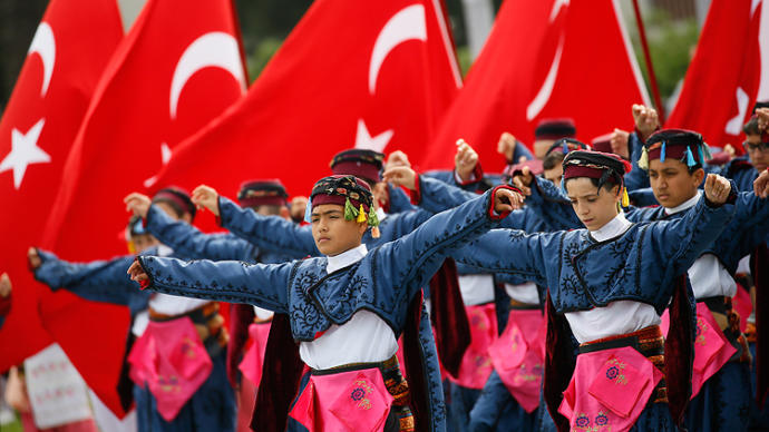 23 Nisan Ulusal Egemenlik ve Çocuk Bayramı Tüm Yurtta Coşkuyla Kutlanıyor
