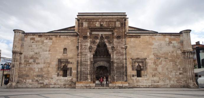 Yanık Türkülerin Şehri Sivas'a Gitmek İçin Çok Sebep Var!