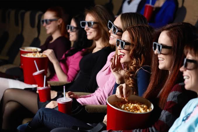 Sinemada Film İzlerken Karşılaştığımız En Sinir Bozucu Tipler!
