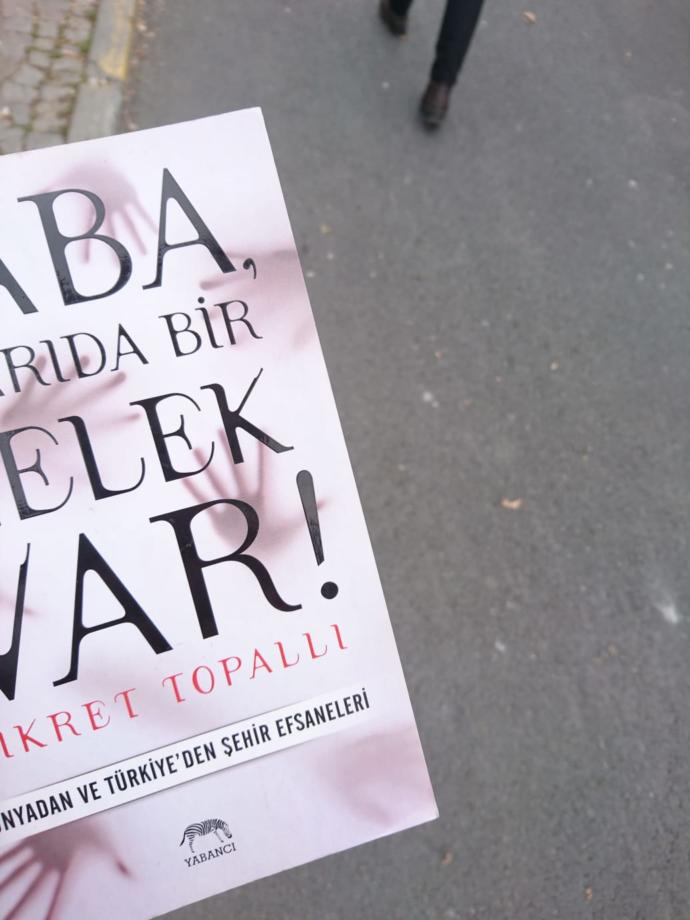 Geceleri Uykunuzu Kaçıracak Kitap Önerim: Baba, Dışarıda Bir Melek Var!