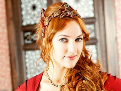 KizlarSoruyor Fenomen Röportajımızın Bu Haftaki Konuğu: Hürrem_
