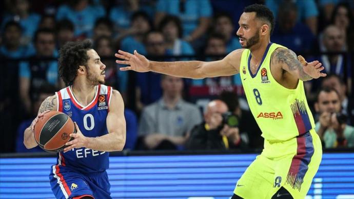 Basketbolda Tarih Yazıldı! Fenerbahçe'den Sonra Anadolu Efes de Final Four'da