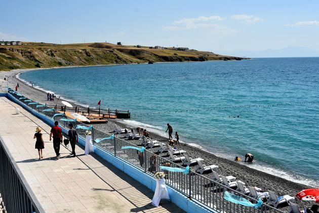 Denize Gidecekler Dikkat, Mavi Bayraklı Temiz Plajlar Konusunda Duyarlı Olalım!