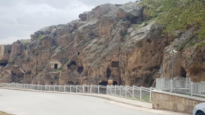 Manastırın dış çevresi